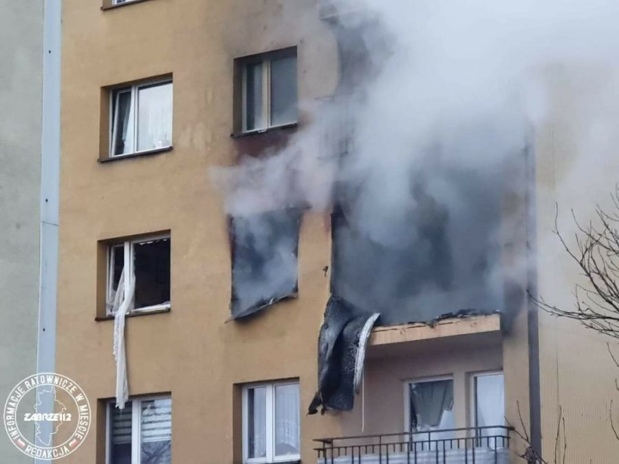 Część poszkodowanych rodzin wraca do swoich mieszkań przy ul. Struzika 6