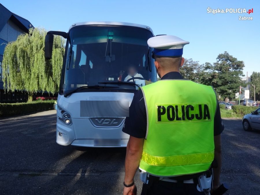 Ruszyły kontrole autokarów. Zobacz, jak zamówić kontrolę