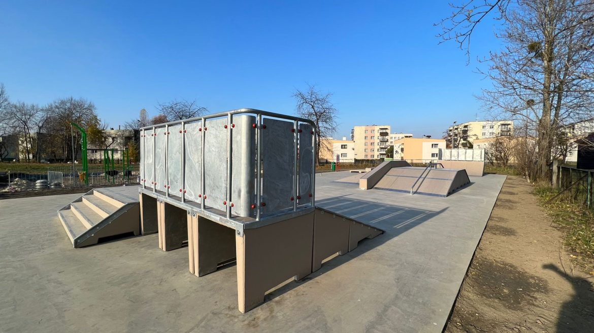 Skatepark oraz siłownia pod chmurką z flowparkiem na Zaborzu [Z.D.J.Ę.C.I.A]