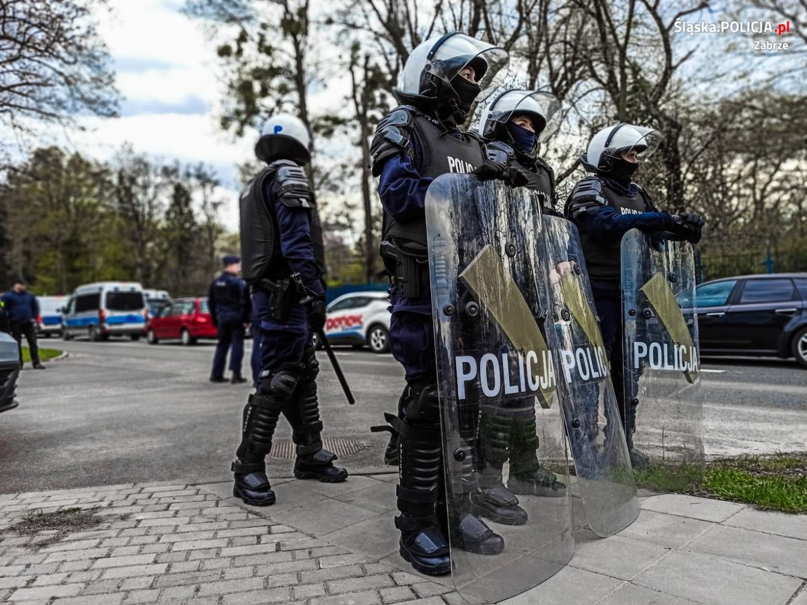 Górnik Zabrze – Lechia Gdańsk. Policjanci zatrzymali dwie osoby