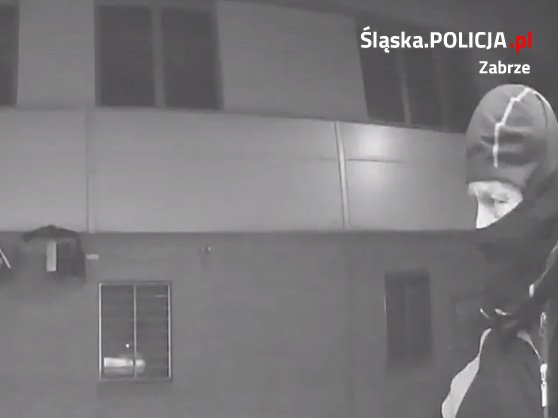 Uszkodził paczkomat. Poszukuje go policja