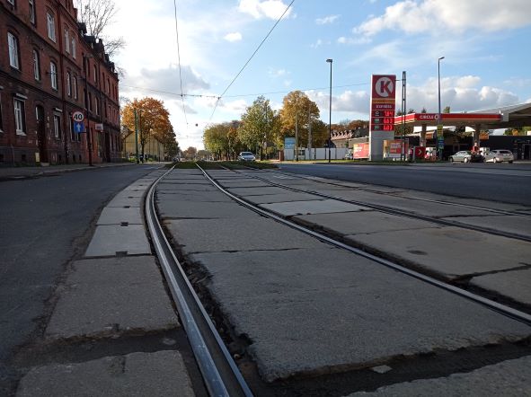 Remont torowiska w centrum. „Mały problem z funduszami”