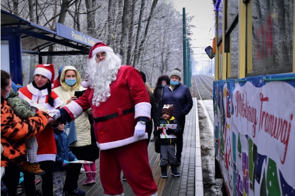 Mikołaj będzie jeździł tramwajem i rozdawał prezenty