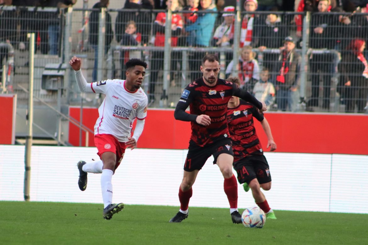 Górnik wygrywa sparing w Niemczech. Rot-Weiß Essen 1:3 Górnik Zabrze