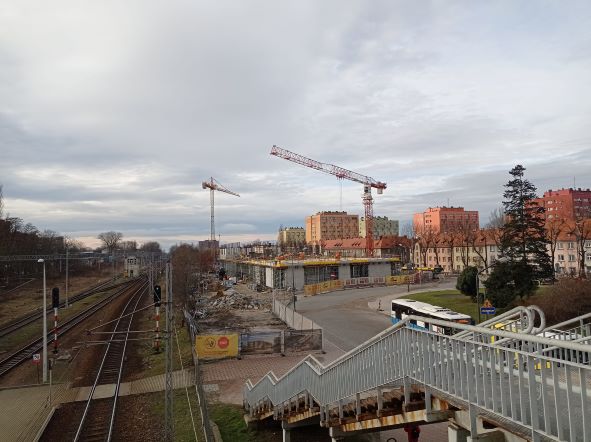 Centra przesiadkowe. Czy terminy zakończenia inwestycji są zagrożone?