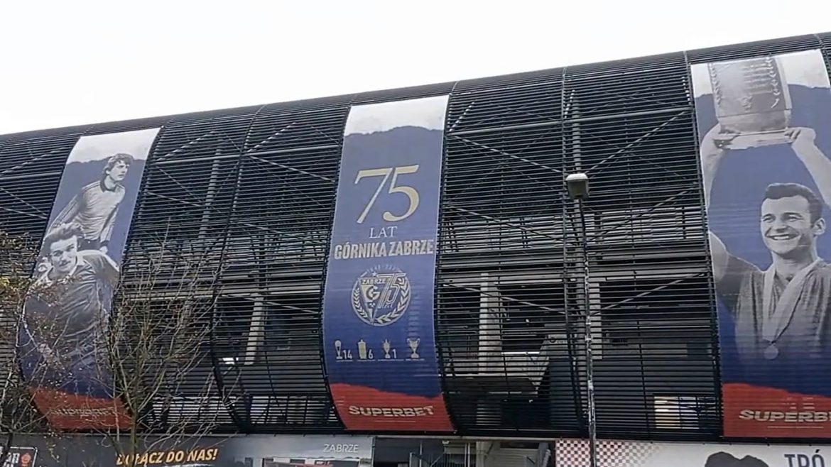 Czwarta trybuna. Stadion ma być gotowy za rok