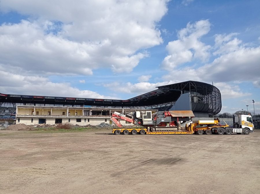 Czwarta trybuna. Poznaliśmy oferty na dokończenie stadionu