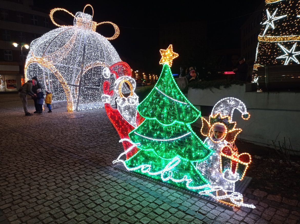 Bardzo mocne Wesołych Świąt!