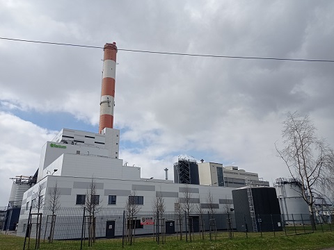 Fortum Zabrze. Lont detonujący czyści kocioł w trakcie pracy
