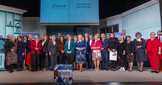 Ambasadorzy Srebrnego Pokolenia odebrali wyróżnienia w Teatrze Nowym