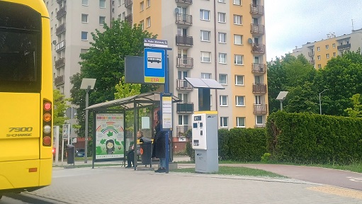 Solarne biletomaty na przystankach