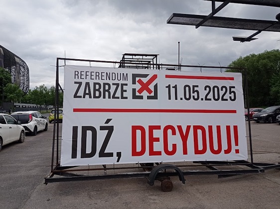 RESET opublikował sprawozdanie finansowe. Na plakaty referendalne wydano 1.771 zł