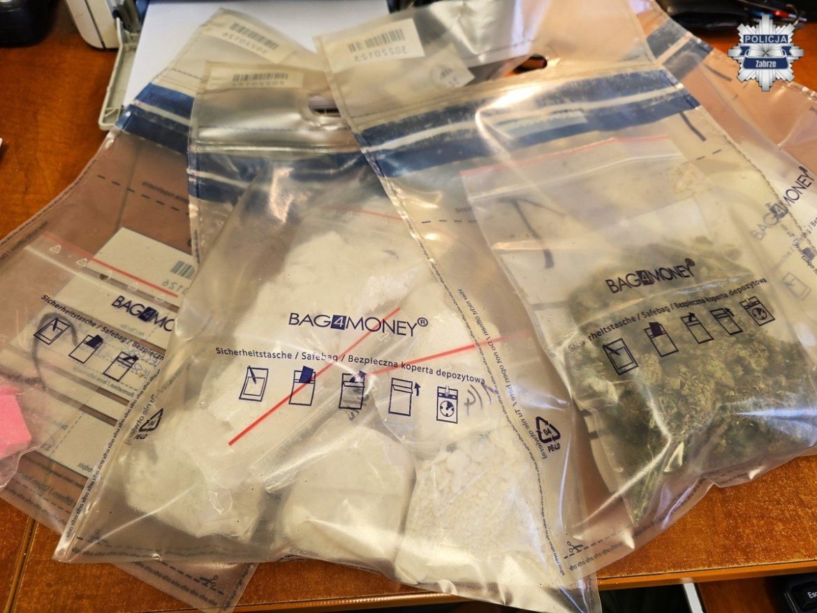 Kilogram narkotyków w mieszkaniu w centrum