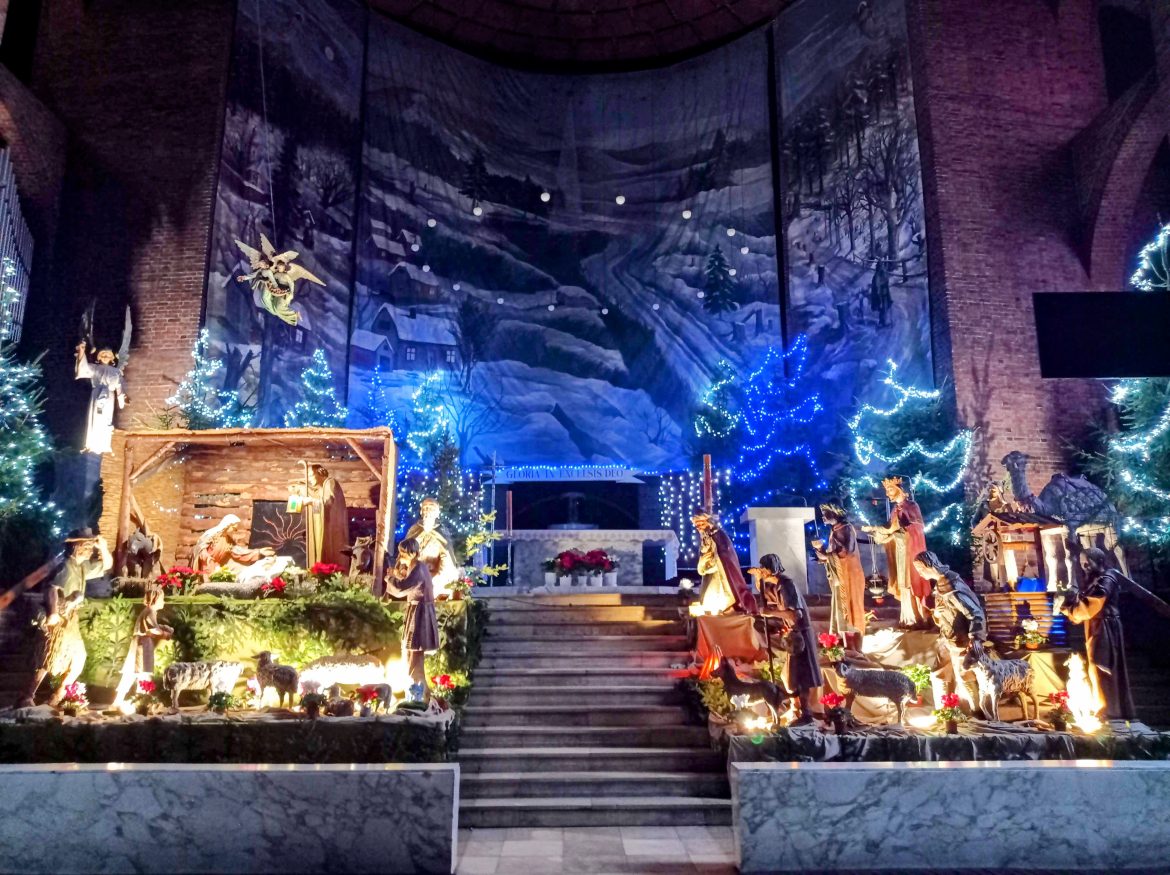 Bożonarodzeniowa szopka w Kościele św. Józefa zachwyca wiernych od lat