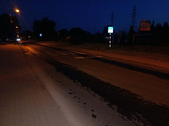 Miejski Zarząd Dróg rozpoczął akcję zraszania. Mieszkańcy pytają o sens