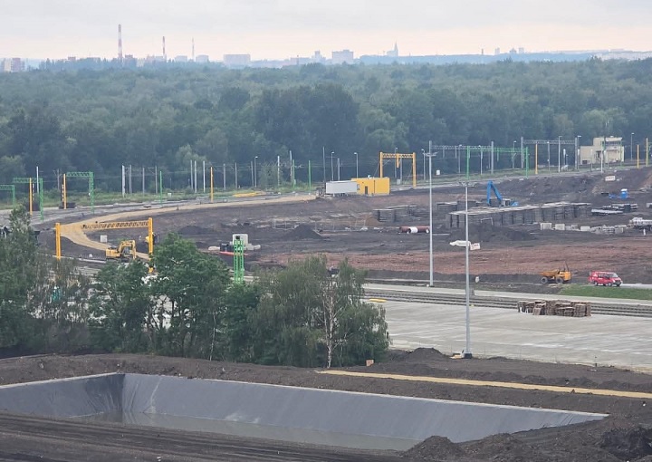 Wielki terminal, mało odpowiedzi. Mieszkańcy obawiają się setek ciężarówek