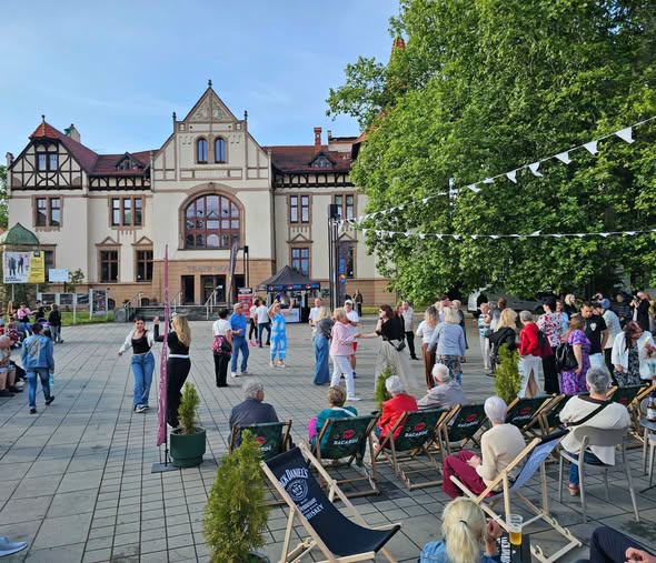 Latino opanuje Plac Teatralny! W piątek potańcówka pod gołym niebem